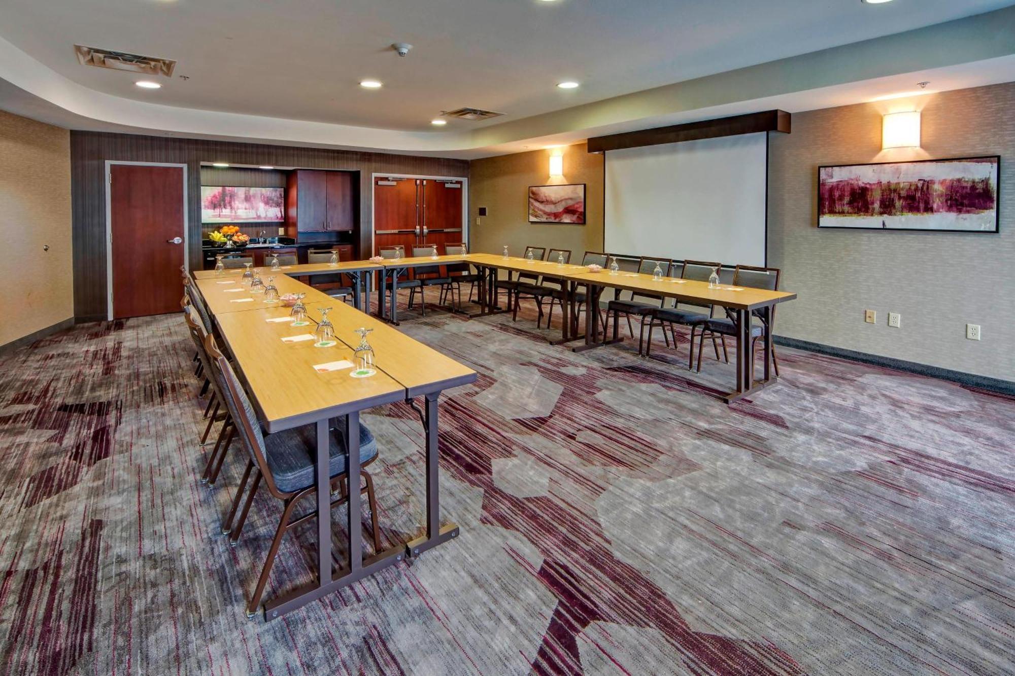 Courtyard By Marriott Memphis Southaven Hotel Exterior foto